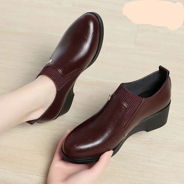 Switolina - Scarpe Alla Moda Con Zeppa In Pelle