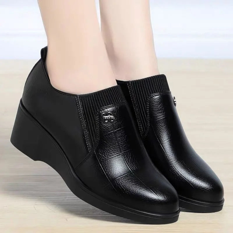 Switolina - Scarpe Alla Moda Con Zeppa In Pelle