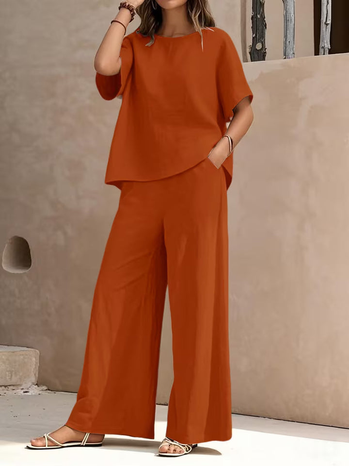 Josy -  Set Composto da Maglietta a Maniche Corte e Pantaloni a Gamba Larga