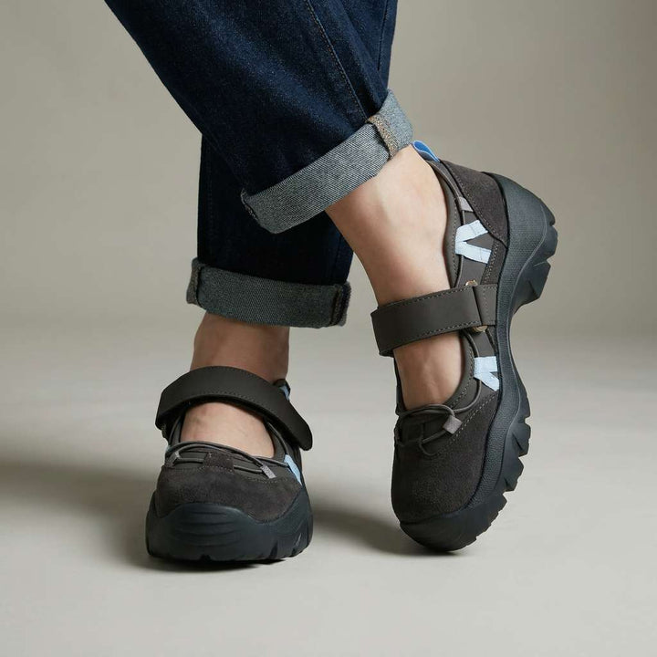 Vinilia - Sneakers Dal Profilo Massiccio Con Cinturino Regolabile